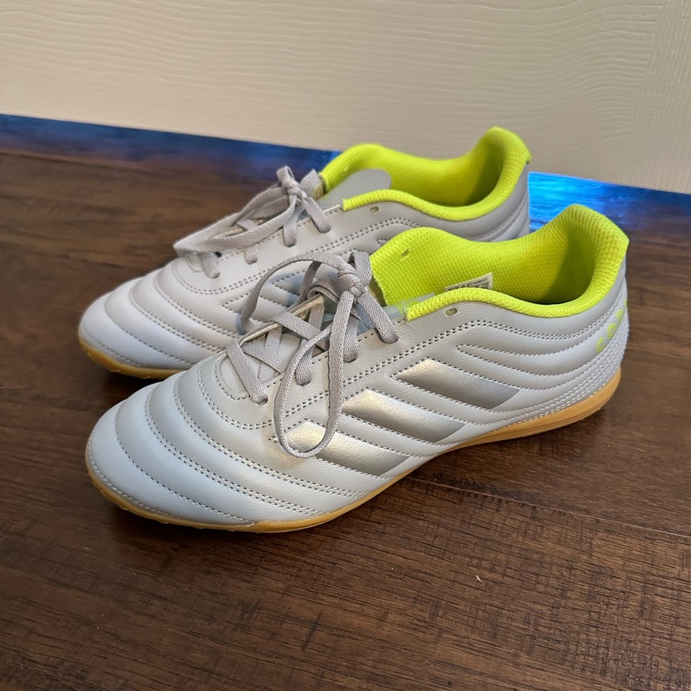 Adidas Men’s/Boy’s Copa Indoor Soccer Shoes